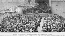 XXXIII-212-03 1901 (waarschijnlijk)De boerengeneraals Louis Botha en P. de la Rey in de concertzaal van de Doele aan de ...