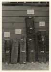 1970-1782 Diverse soorten hout voor de verkoop.