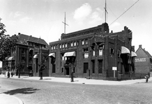 1976-10386 De Scheepvaartvereniging Zuid aan de Pieter de Hoochstraat.