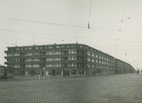 1976-11149 Marconiplein met op de achtergrond rechts de Mathenesserweg.