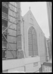 1976-11827 De Sint-Laurenskerk tijdens restauratie.