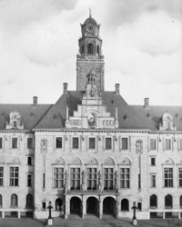 1976-14272 Het stadhuis aan de Coolsingel.