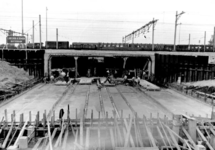 1976-7898 Gezicht op de bouw van de Diergaardetunnel.