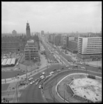 10394 Overzichtsfoto van Coolsingel, gemaakt vanaf het Shell-gebouw aan het Hofplein.