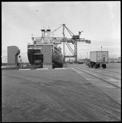 10491 Containerschip van de Atlantic Container Line: Atlantic Span uit Göteborg, afgemeerd bij Europe Container ...