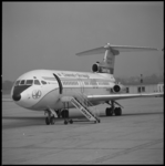 11134 Vliegtuig, HS-121 Trident 1E met registratie G-AVYB, van Channel Airways op platform Luchthaven Rotterdam.