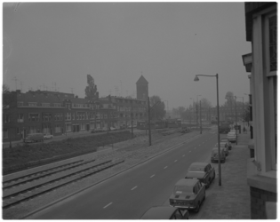 11160-1 Er wordt een trambaan aangelegd voor de nieuwe tramlijn 2 (Charlois-IJsselmonde), o.a. op de Randweg.