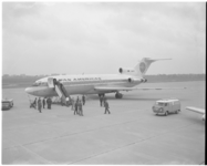 11682 Voor het eerst in de geschiedenis van vliegveld Zestienhoven is er een Boeing 727 geland.