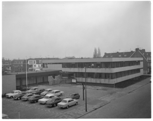 12649 Overzicht van nieuw politiebureau Hillegersberg aan de Prins Frederik Hendrikstraat.