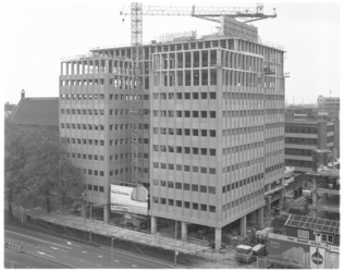 13766 Bouw van nieuw kantoor voor de Nieuw Rotterdam Groep aan de Blaak 16.