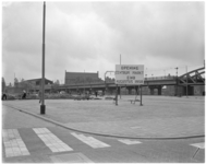 1779-4 Locatie van de nieuwe Centrummarkt aan de Binnenrotte langs het spoorviaduct; midden-links Station Blaak..