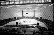 20030-69-16 Proefconcert van Nederlands Kamerkoor met publiek in Kleine zaal van concertgebouw De Doelen.
