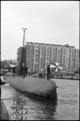 20031-27-35 Overdracht aan Koninklijke Marine van onderzeeboot Hr. Ms. Potvis op scheepswerf Wilton-Fijenoord in Schiedam.