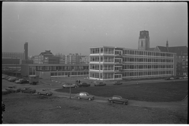 20032-84-21 Openbare lagere school Jan Prins, de hervormde Willem de Zwijgerschool en de katholieke Willibrordschool ...