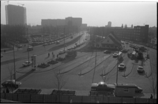 20863-3-23 Het verlaten RET busstation aan de Jongkindstraat achter politiebureau Eendrachtsplein (niet in beeld).