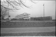 20891-5-17 Het nieuwe gebouw van het Centrum voor Reuma en Revalidatie Rotterdam (RRR) aan de Van Beethovenlaan 60, ...