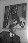 21036-6-14 Portret van A.J. van der Staay, per 1-10-1968 benoemd tot directeur van de Rotterdamse Kunststichting (RKS).