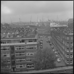 22287-2-9 Hoog overzicht vanaf flatgebouw Dordtselaan-Mijnsherenlaan met doorkijkje via de Puttershoekstraat richting ...
