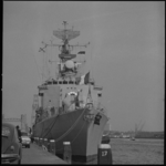 23256-4-6 De onderzeebootbestrijdingsjager Vauquelin van de Franse marine brengt een bezoek aan Rotterdam en is ...