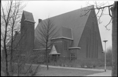 24697-7-22 De Gereformeerde Pniëlkerk aan de Carnissesingel in Rotterdam-Charlois.