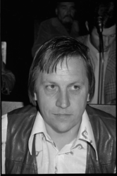 24965-1-25 Portret van M.T. Hoppener, raadslid voor de PvdA.