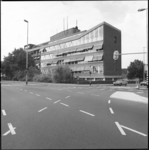 25946-4-6 Het exterieur van de het Havenziekenhuis aan de Maasboulevard. Op 18-10-1977 bestaat het Havenzienhuis 50 jaar.