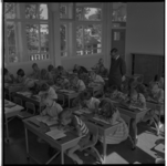 3508-2 Klassenfoto christelijke school Ds. C.J. van der Boomschool in Overschie.