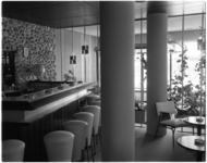 3569-4 Interieur bar café/restaurant annex familiedancing-cabaret Bristol.