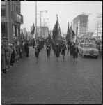 3626 Parade van het Leger des Heils over de Coolsingel; op de achtergrond SHELL-kantoor Hofplein in aanbouw.