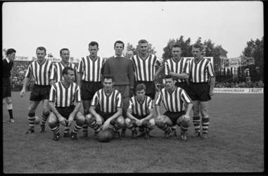 4451-1 Elftalfoto van Sparta voor de voetbalwedstrijd Sparta-DWSA.