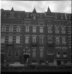 4986 Exterieur van internaat 'Het Posthuis', herenhuis, voormalig hotel, aan de Westzeedijk 116.