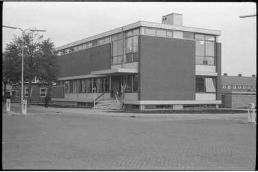 5629 Exterieur PTT-kantoor Ridderkerk.