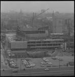 7013-1 Hoog overzicht concertgebouw 'De Doelen' in aanbouw.