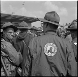 782-2 Thuiskomst te Hoek van Holland van de deelnemers aan de National Jamboree Valley Forge 1957.