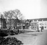 1976-2212 De Zalmhaven met links de Zalmhavensteeg.