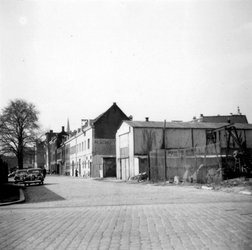 1976-2218 De Zalmhaven gezien in de richting van de Scheepstimmermanslaan.