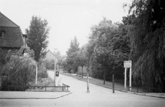 1976-2220 Het Gravenpad gezien vanaf de 's Gravenweg.