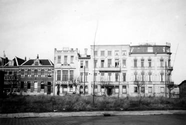 1976-2317 De Westerstraat met bedrijfsgebouwen van de R.V.S.