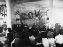 1977-3090 Bijeenkomst van de - door de NSB geleide - afdeling Vreugde en Arbeid van het Nederlandsch Verbond van ...
