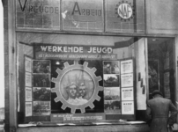 1977-3819 Etalage van het Nederlandsch Arbeidssfront (NAF). Georganiseerd door de werkgemeenschap Vreugde en Arbeid.