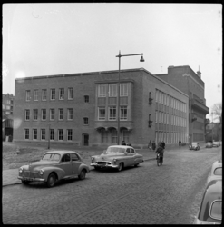 THO-1930 Het nieuwe deel van het Oogziekenhuis aan de Schiedamse Vest is gereed en zal 21 december worden geopend.