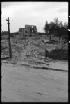 1980-5031 Restanten van het Joods Lyceum aan de Speelmanstraat na het bombardement van 14 mei 1940.