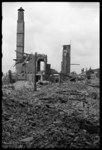 1980-5222 Restanten van verwoeste gebouwen in de Hoogstraat, tussen de Korte Hoofdsteeg en de Valkensteeg. Slechts ...