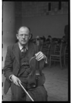 1041-01 Portret van een violist van het Rotterdamsch Philharmonisch Orkest.