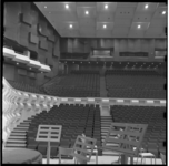 41-01 Interieur Grote Zaal van concertgebouw De Doelen. De zaal is in 1966 geopend, heeft 2242 zitplaatsen en is ...