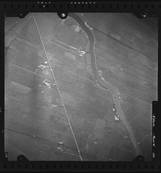 FD-4299-111 Verticale luchtfoto van de Broekpolder en de Holierhoeksche en Zouteveensche Polder (Vlaardingerambacht) ...