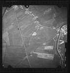 FD-4299-120 Verticale luchtfoto van de West Abtspolder (Kethel en Spaland) met de spoorlijn Rotterdam-Den Haag, de ...