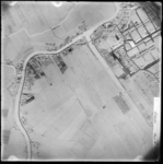 FD-4299-122 Verticale luchtfoto van de West Abtspolder, de Spangensche Polder en Overschie met de Polderweg (Kethel), ...