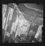 FD-4299-192 Verticale luchtfoto van de gemeente Ridderkerk met het Bolnesserdijkje (links), de Kievitsweg, de Nieuwe ...
