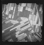 FD-4299-211 Verticale luchtfoto van IJsselmonde met het Kerkedijkje / rijksweg Rotterdam - Dordrecht / Zevenbergschedijk